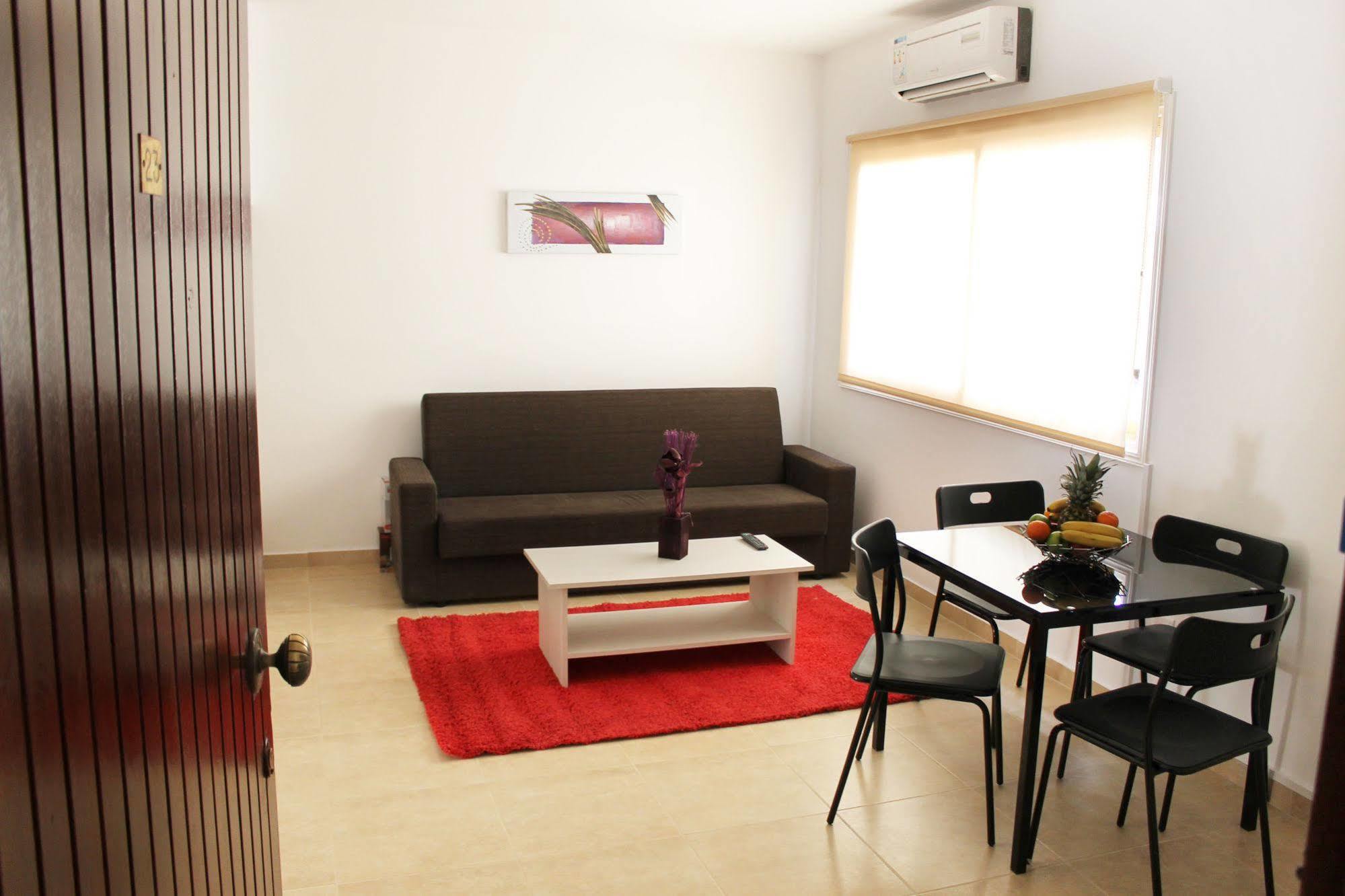 Tiffany City Apartments Lárnaka Kültér fotó